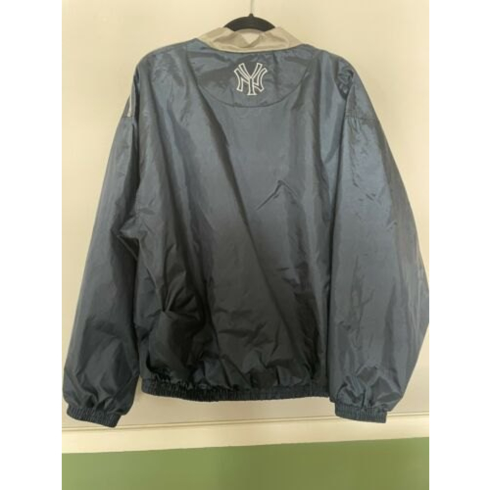 Yankees Windbreaker Pullover Jacket - Picture 10 of 12